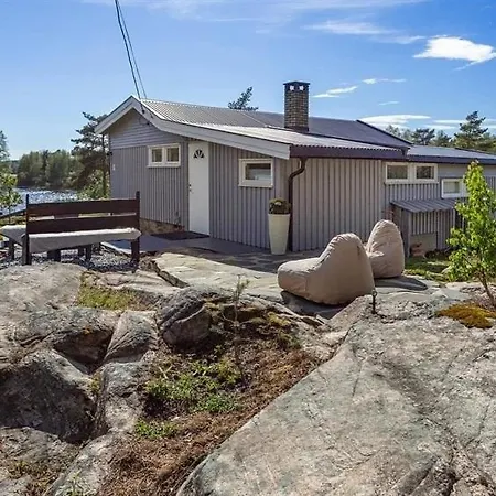 Holiday home Beachfront With Sea View Dillingoy